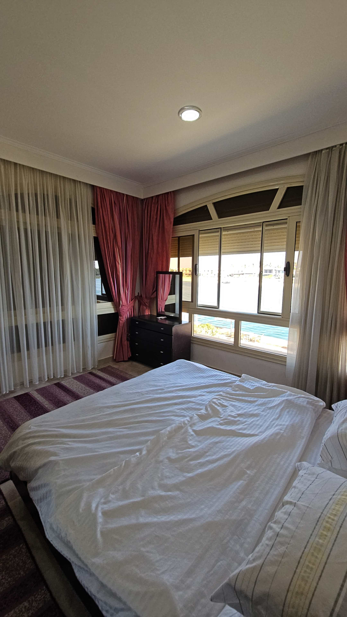 فيلا الايجار اول صف بحيرة مارينا 5 