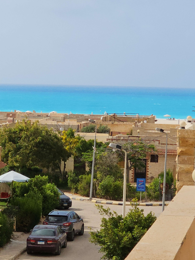 شاليه اول علوي بروف 5 نوم و2 حمام فيو بحر للبيع بالتقسيط بالساحل الشمالي #قرية_بدر