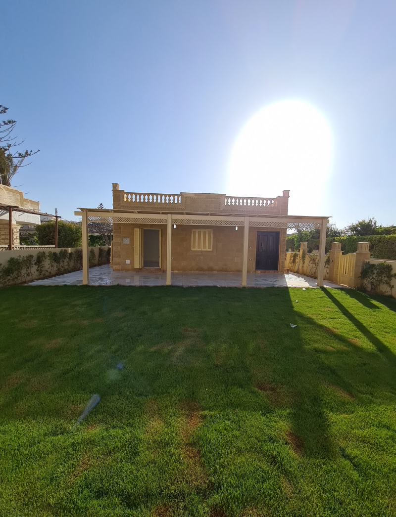 فيلا خاصه للبيع بالتقسيط على بعد خطوات للبحر على مساحه 400 متر