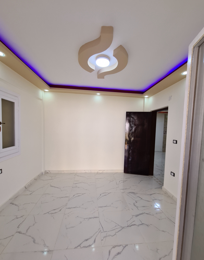 فيلا خاصه للبيع بالتقسيط على بعد خطوات للبحر على مساحه 400 متر