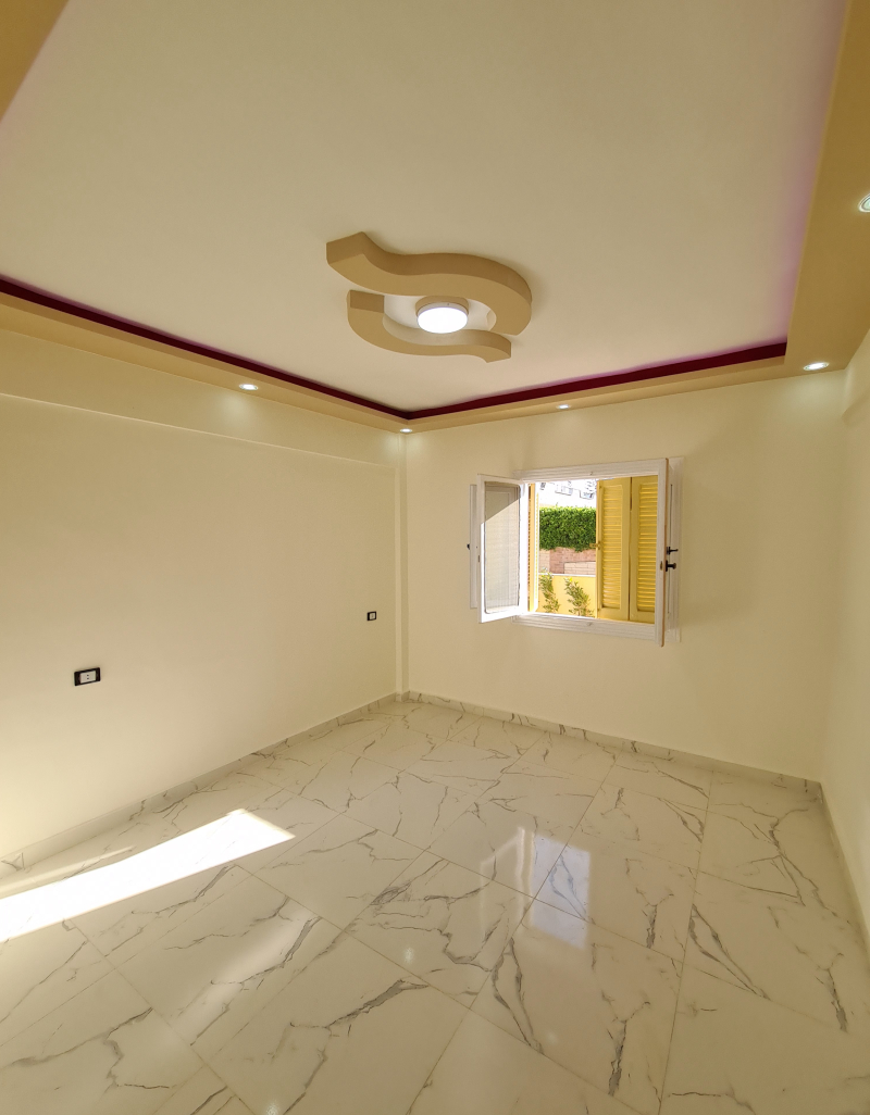 فيلا خاصه للبيع بالتقسيط على بعد خطوات للبحر على مساحه 400 متر