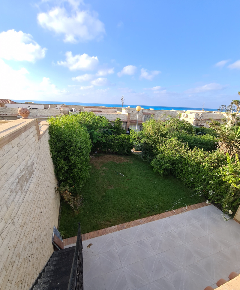 شاليه خاص للبيع بالتقسيط بحديقه اماميه وخلفيه فيو بحر صف تاني بالتقسيط  بالساحل الشمالي