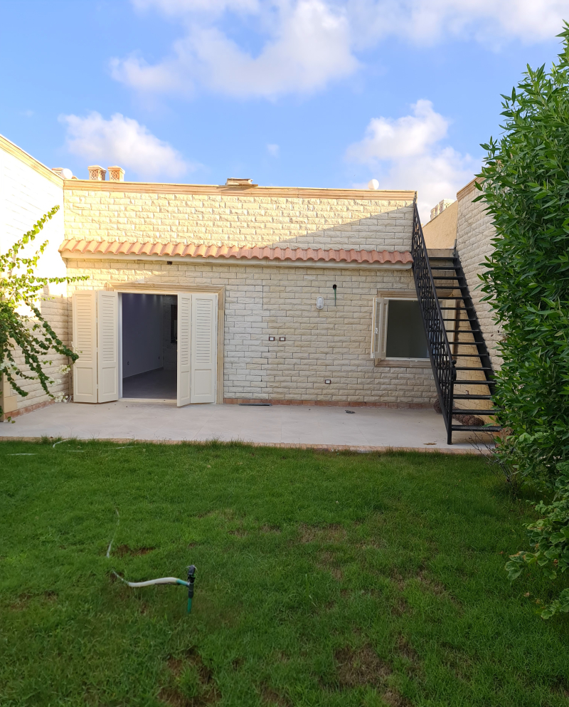 شاليه خاص للبيع بالتقسيط بحديقه اماميه وخلفيه فيو بحر صف تاني بالتقسيط  بالساحل الشمالي