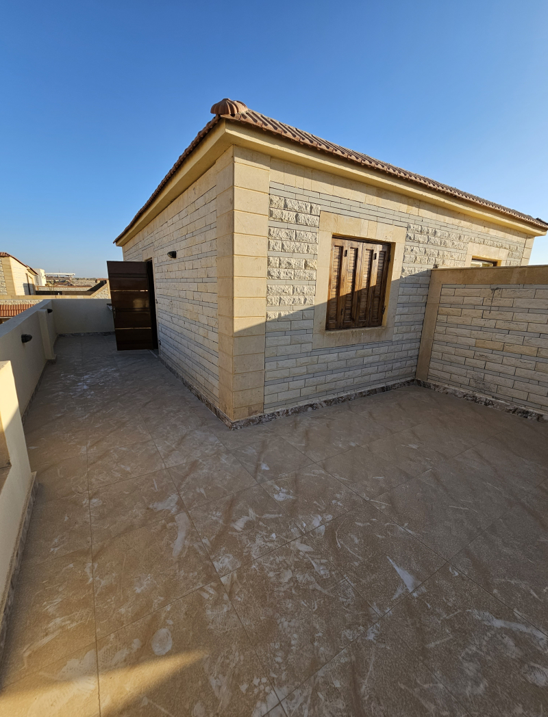 فيلا للبيع بحمام سباحه خاص في الساحل الشمالي