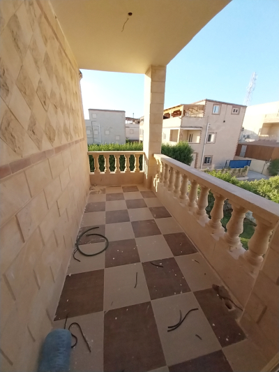 شاليه للبيع بالتقسيط اول علوي بروف فيو حمام السباحه