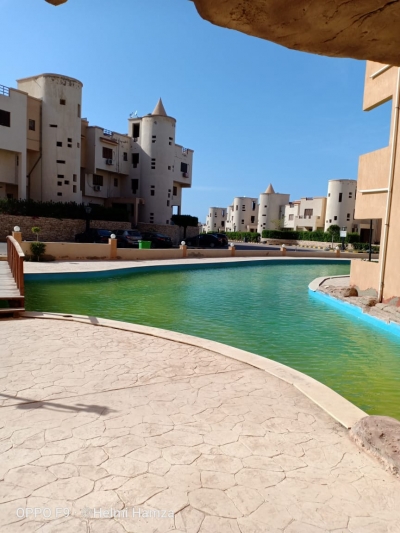 شالية بقرية ديمورا  متر² دور ارضى بحديقة