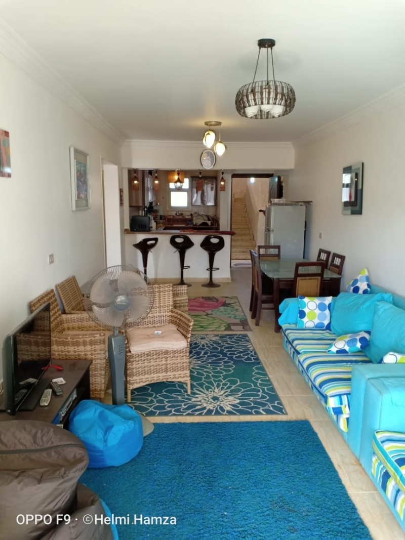 شالية بقرية ديمورا  متر² اول علوى ببلكونة