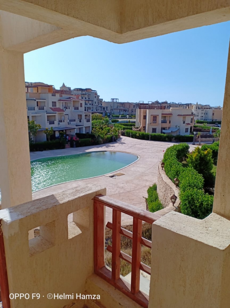 شالية بقرية ديمورا  متر² اول علوى ببلكونة