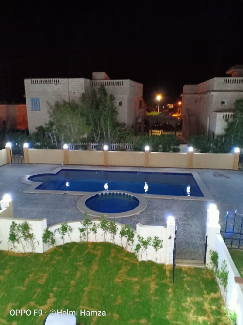 شالية بقرية الروضة  متر² اول علوى ببلكونة