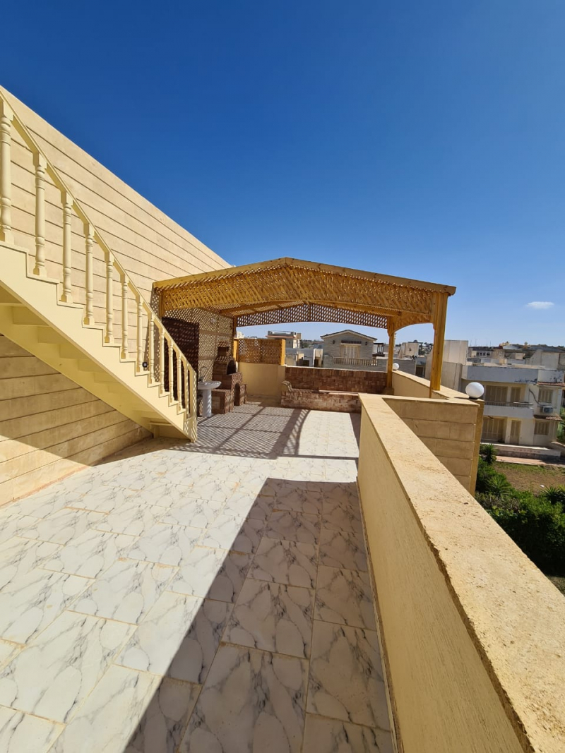 شالية بقرية بدر  متر² اول علوى بروف