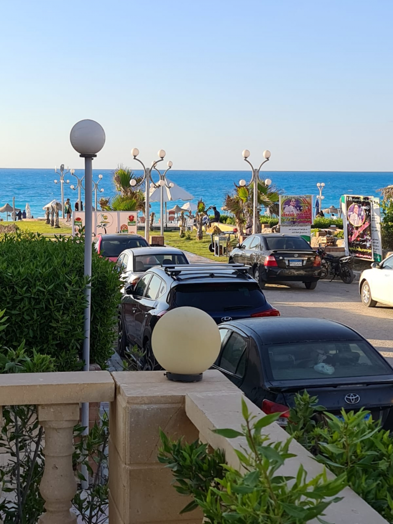 شالية بقرية حورس  متر² دور ارضى بحديقة