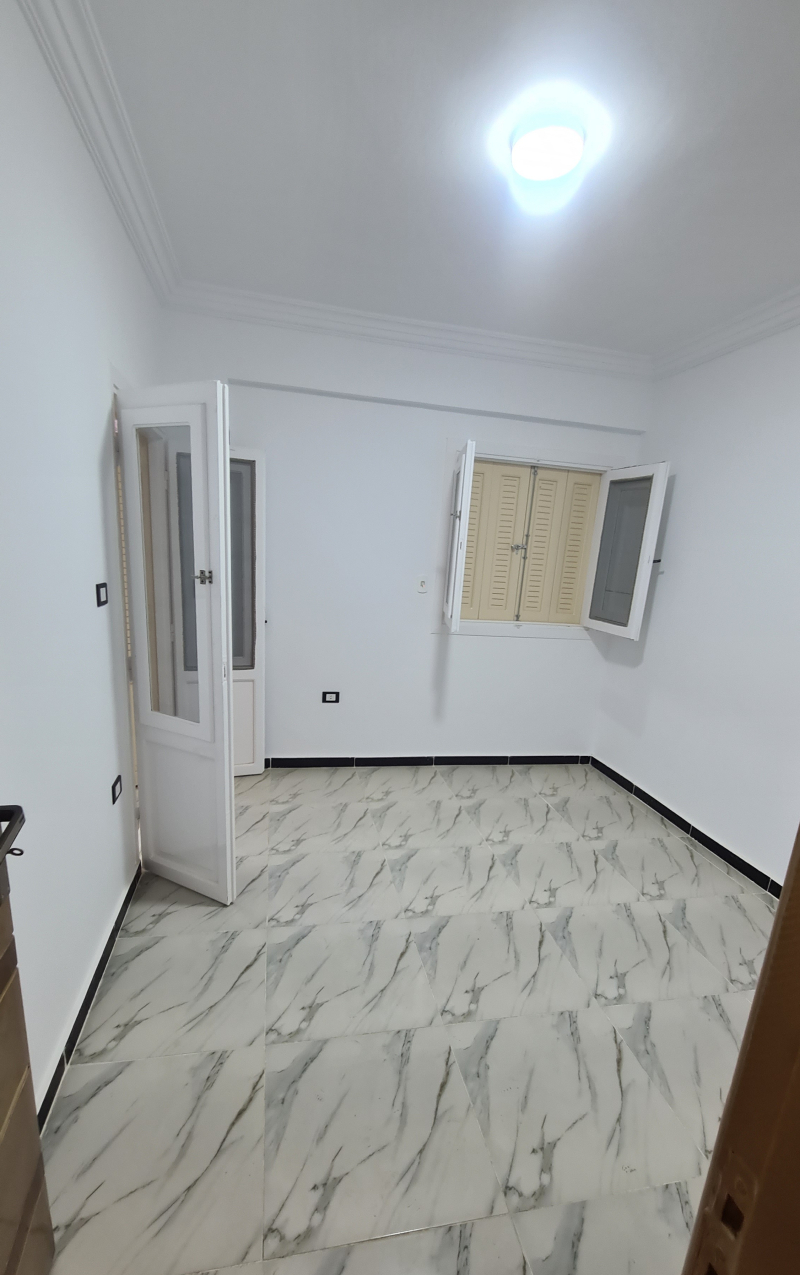 فيلا للبيع بحمام سباحه خاص بالتقسيط على سنتين في الساحل الشمالي