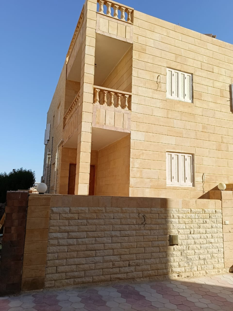 فيلا للبيع بالتقسيط بحمام سباحة خاص في الساحل الشمالي