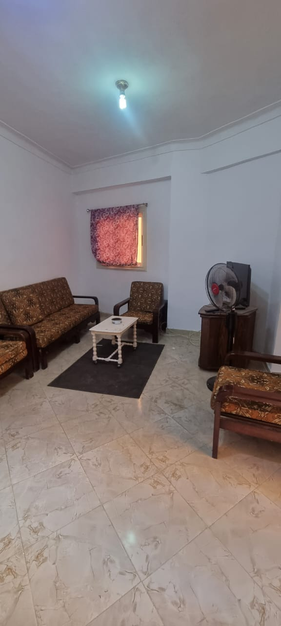 شاليه تاني علوي فيو بحر للبيع بالفراش والاجهزه بالساحل الشمالي