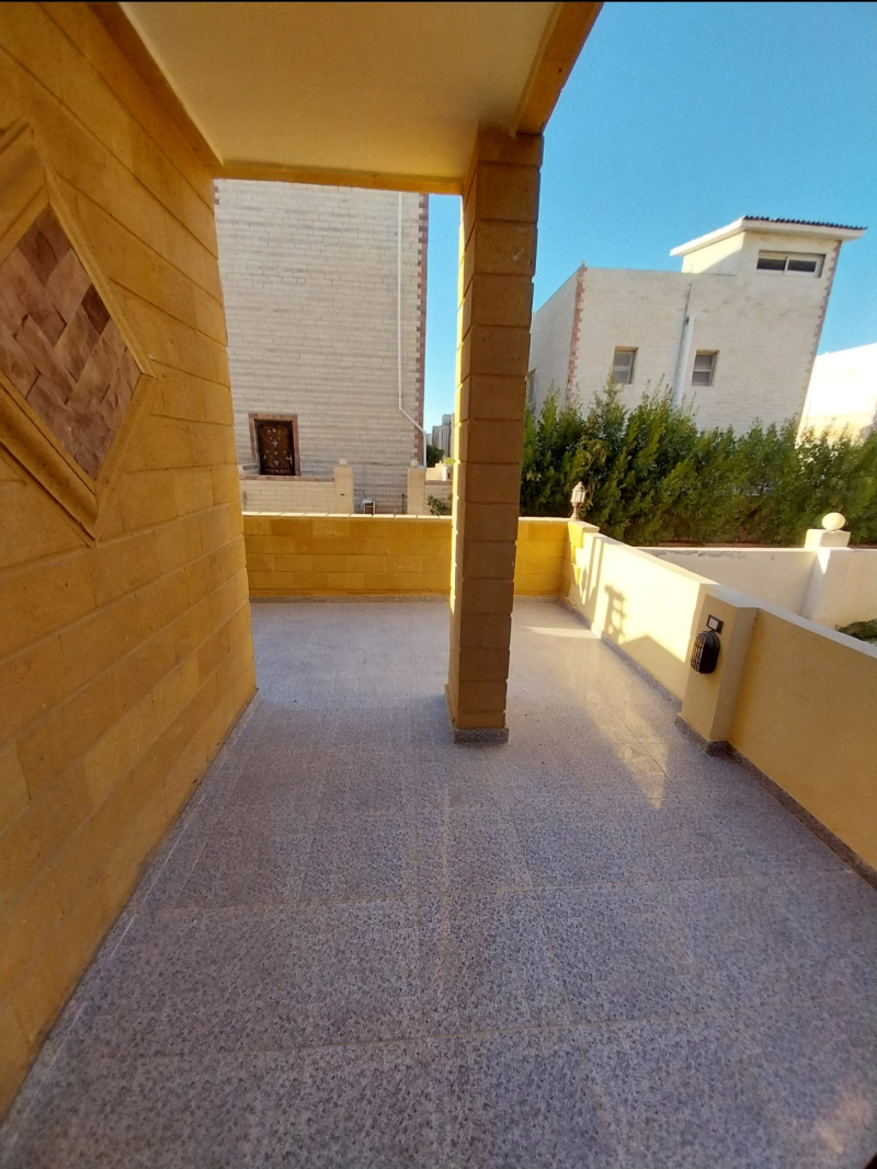 فيلا للبيع بالتقسيط فيو بحر في الساحل الشمالي قرية حورس