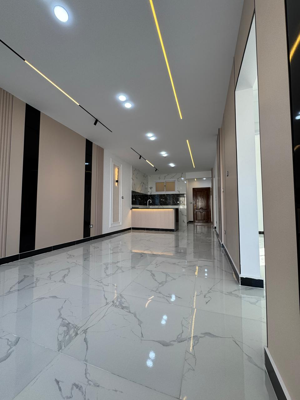 شاليه ارضي بحديقة للبيع بالتقسيط والاستلام فوررري فيو بحر على مساحه 250 متر في قرية بانوراما  بيتش الساحل الشمالي 