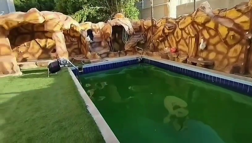 شاليه لقطه للبيع بحمام سباحه خاص والاستلام فوررري في الساحل الشمالي قرية حورس 