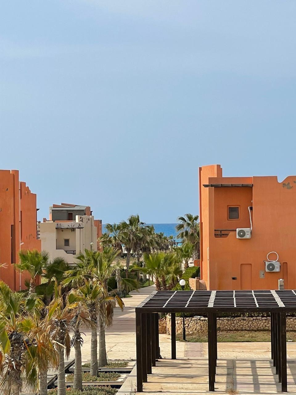 فيلا خاص للبيع صف رابــع والاستلام فوررري في الساحل الشمالي قرية نيس 4